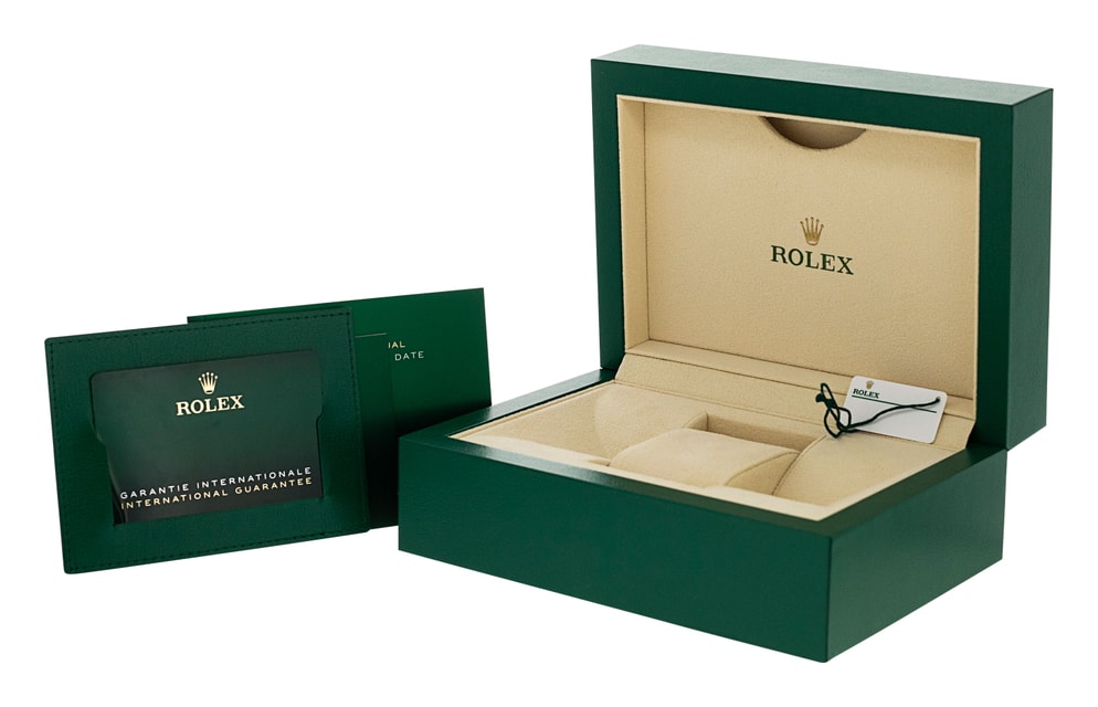 Rolex Oyster Perpetual 126000 Image 4